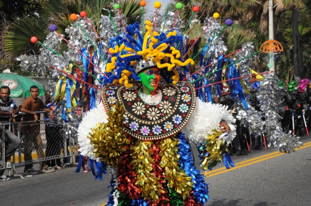 Desfile de carnaval 2015 en el Distrito Nacional.