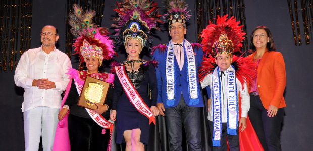 Ministro de Cultura y Reyes del Carnaval.