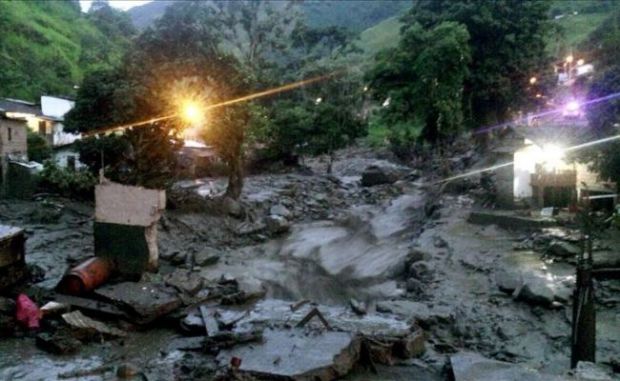 48 muertos y 37 personas heridas por riada en Colombia.