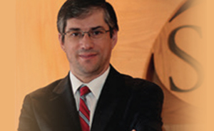 Carlos Pavez Tolosa, Superintendente de Valores y Seguros de Chile.