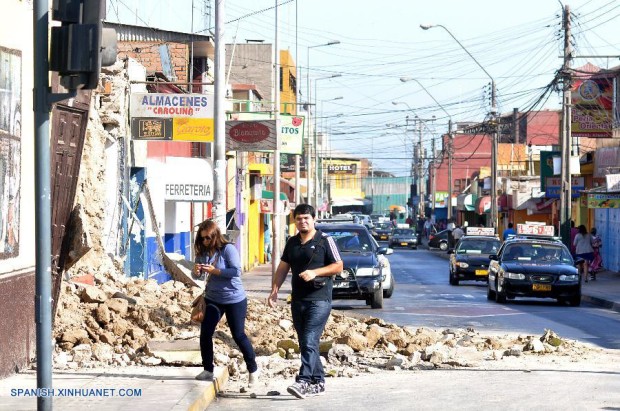 Aumentan a once los muertos por terremoto en Chile 1.