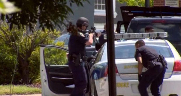 Detienen hombre que retuvo 4 personas en un Burger King de Estados Unidos
